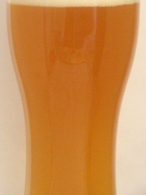 Krombacher Weizen (Кромбахер Пшеничное, бутылка)