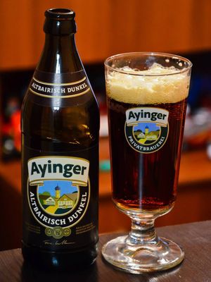 Altbairisch Dunkel Ayinger (Айингер Альтбайриш Дункель) бутылка